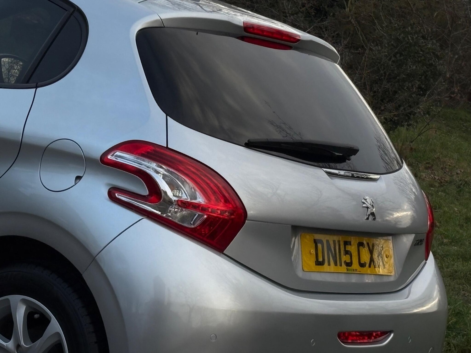 Used Peugeot 208 2015 for sale - 78205325: Photo 11