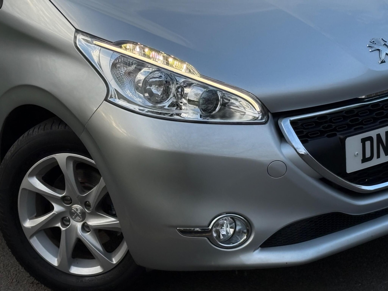 Used Peugeot 208 2015 for sale - 78205325: Photo 3