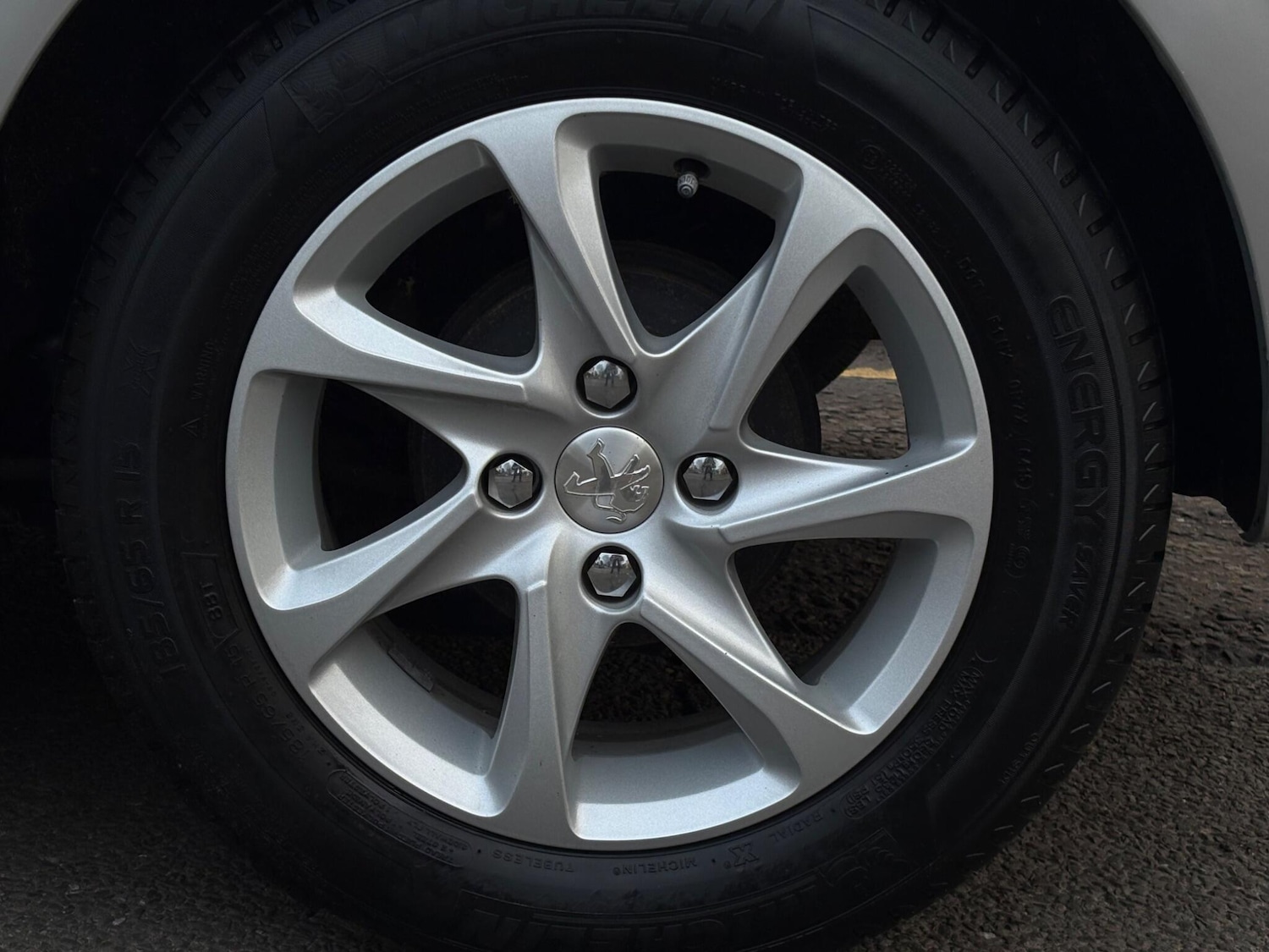 Used Peugeot 208 2015 for sale - 78205325: Photo 33