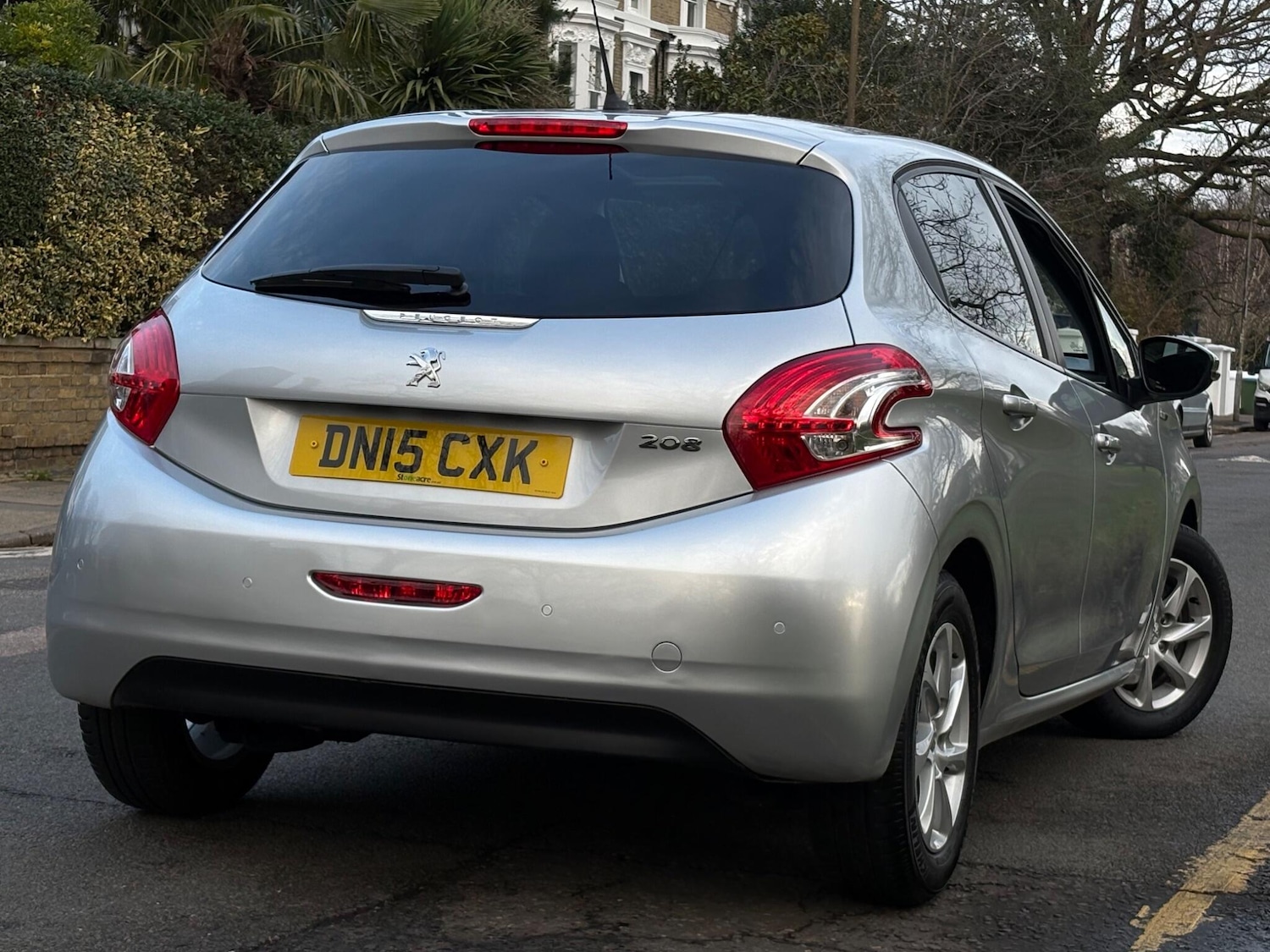 Used Peugeot 208 2015 for sale - 78205325: Photo 9