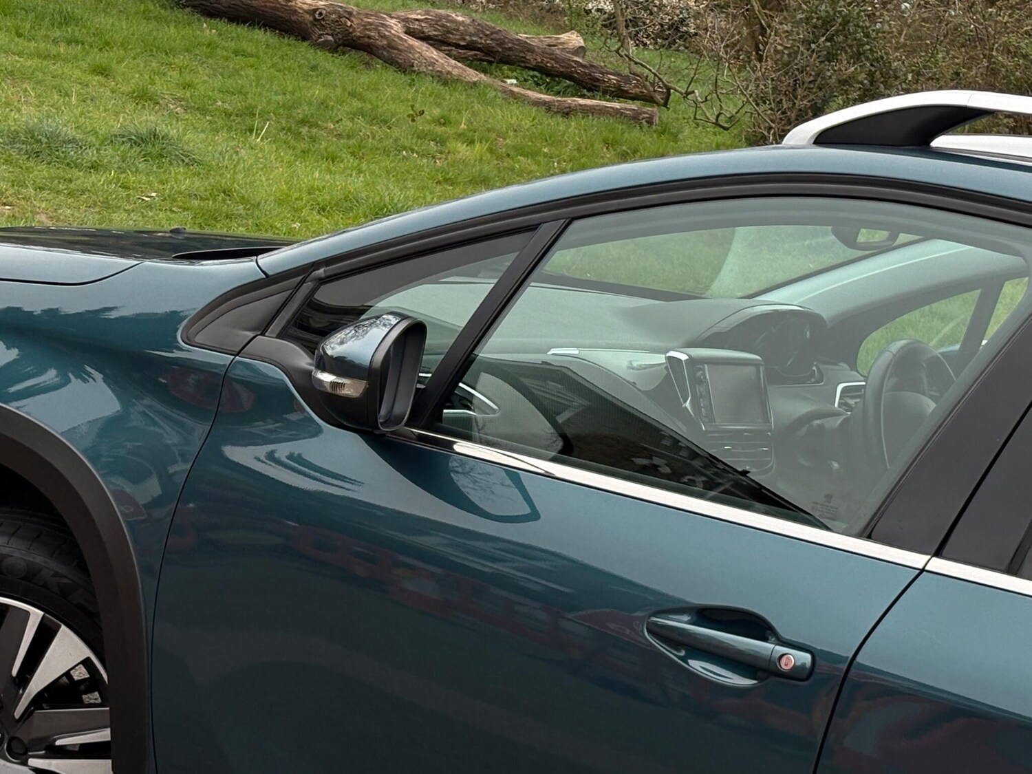 Used Peugeot 2008 2017 for sale - 78204112: Photo 16