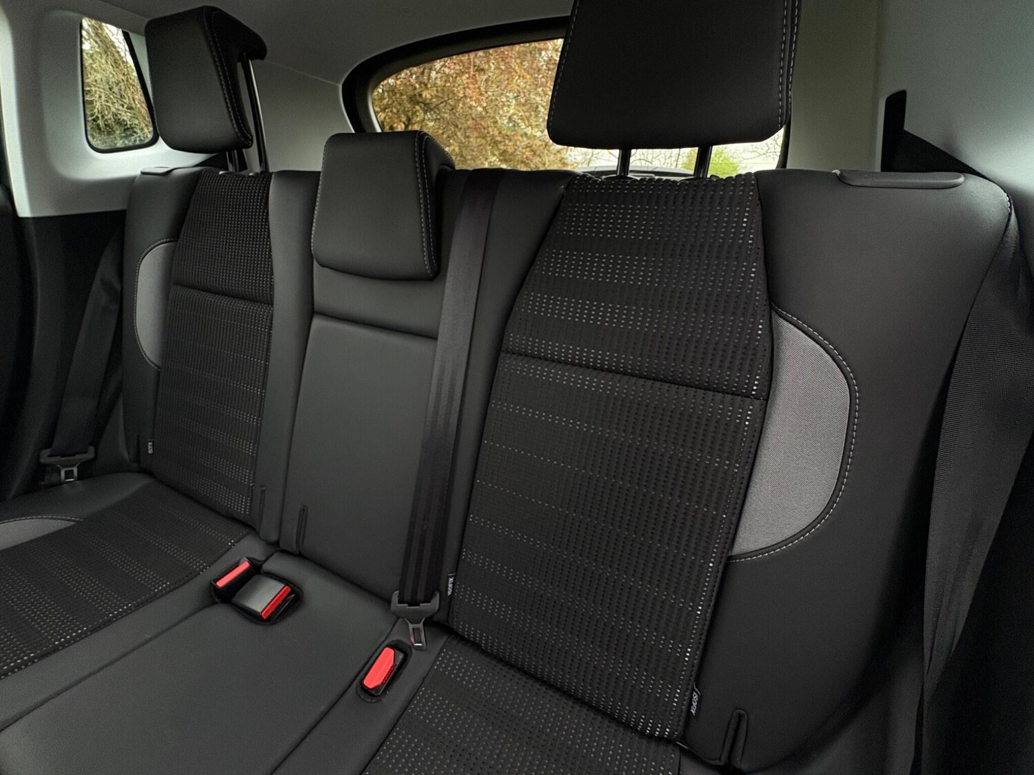 Used Peugeot 2008 2017 for sale - 78204112: Photo 22