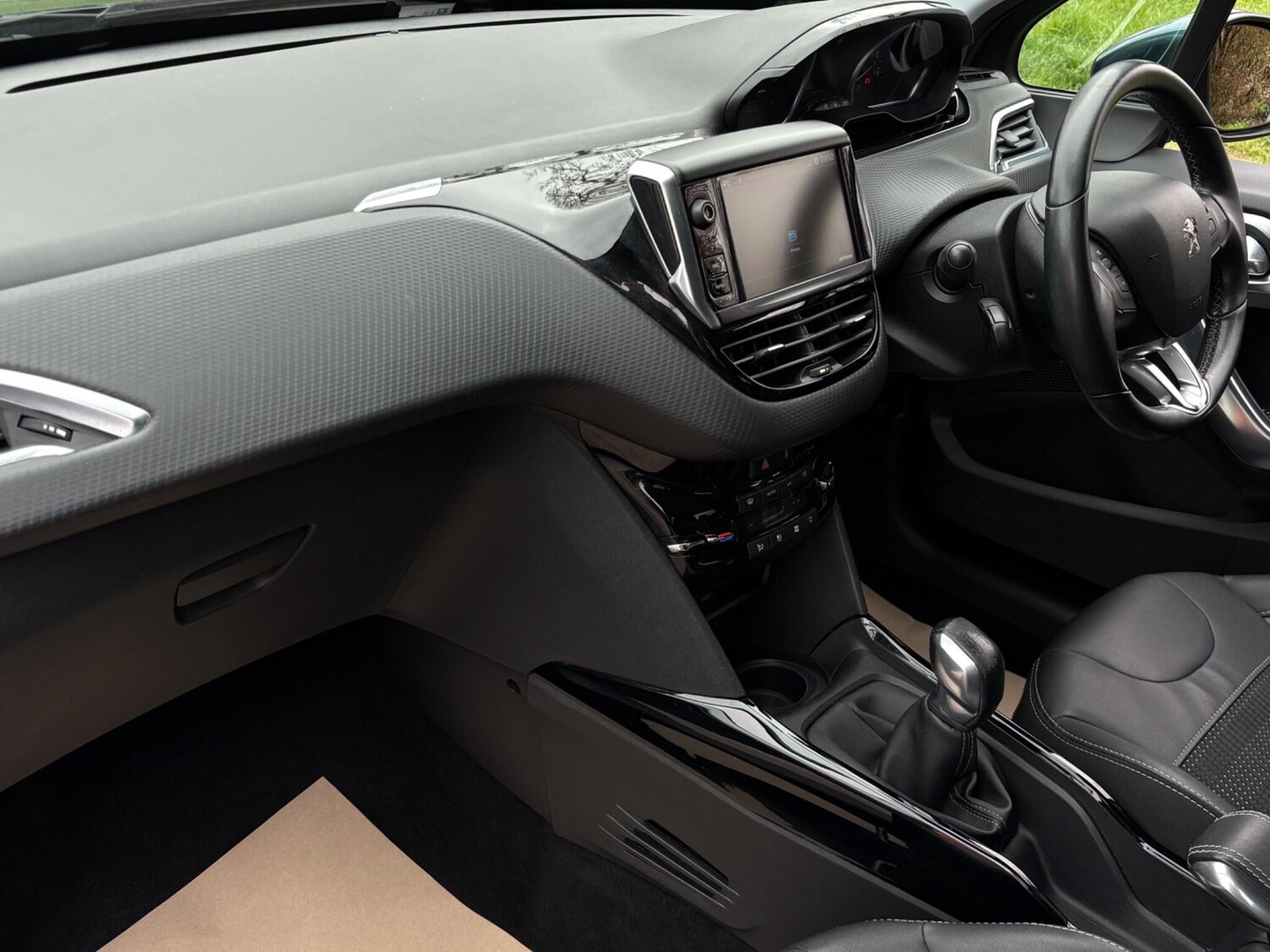 Used Peugeot 2008 2017 for sale - 78204112: Photo 26