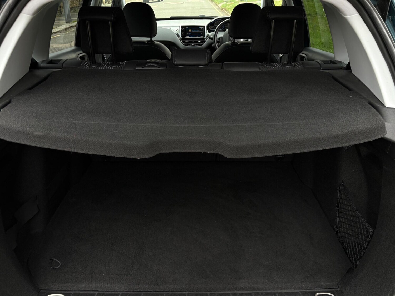 Used Peugeot 2008 2017 for sale - 78204112: Photo 8