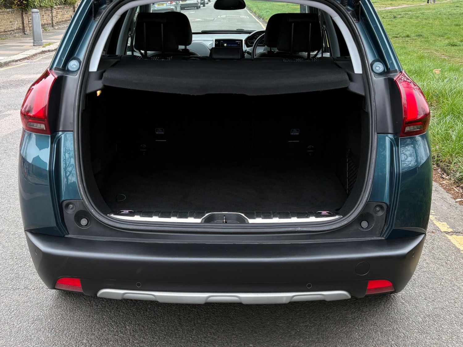 Used Peugeot 2008 2017 for sale - 78204112: Photo 9