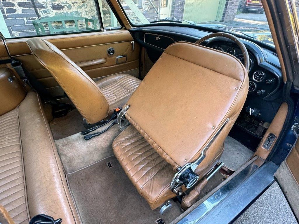 Used Aston Martin DB6 1970 for sale - 76220329: Photo 13