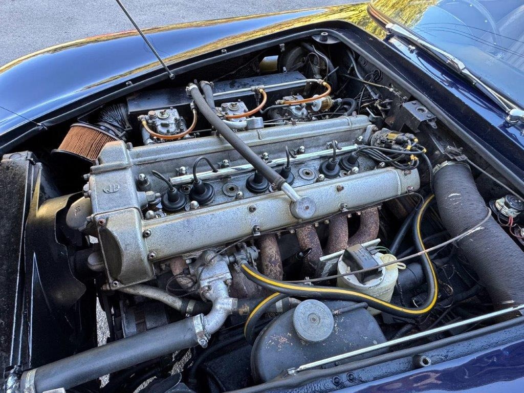 Used Aston Martin DB6 1970 for sale - 76220329: Photo 16