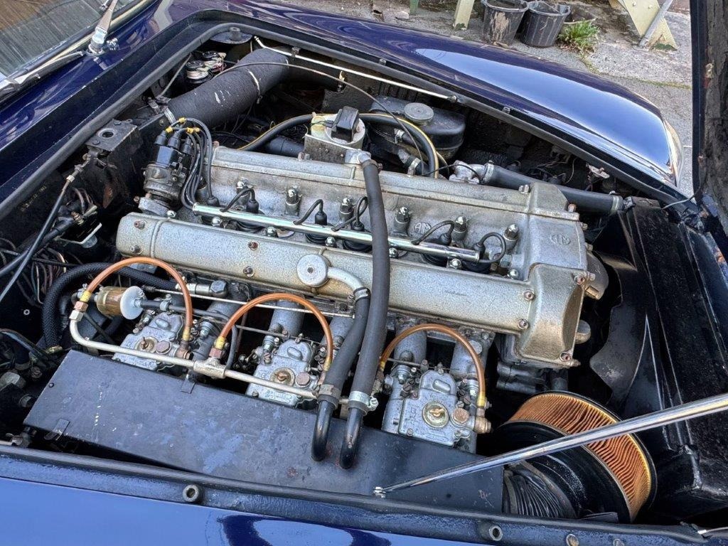 Used Aston Martin DB6 1970 for sale - 76220329: Photo 17