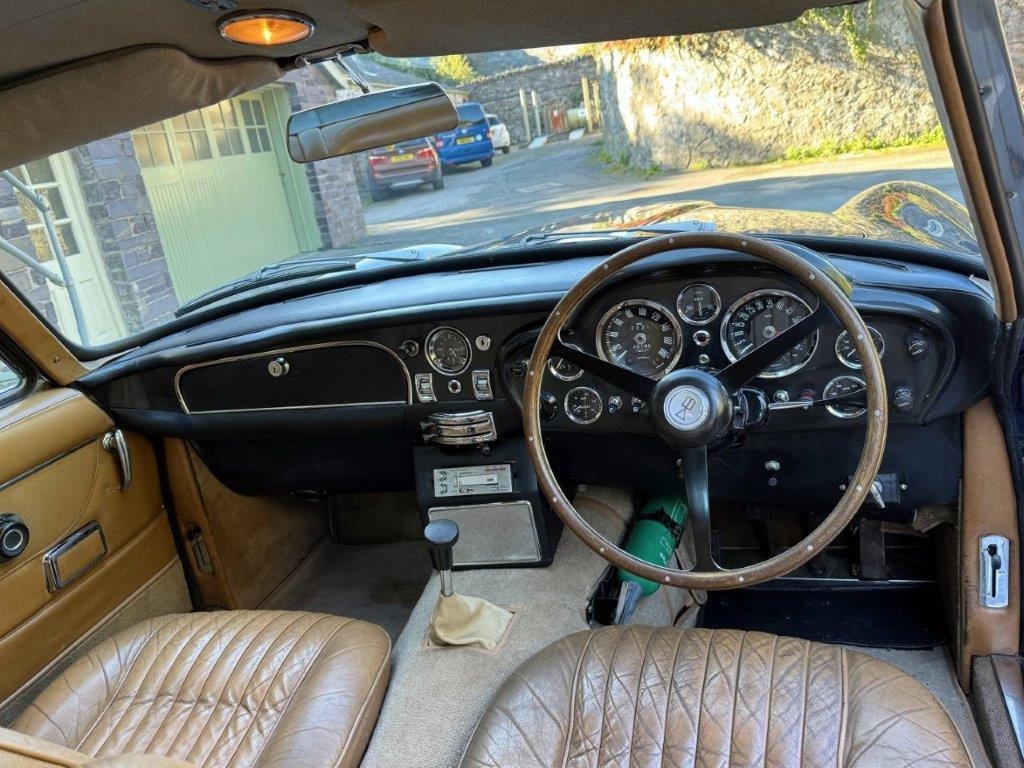 Used Aston Martin DB6 1970 for sale - 76220329: Photo 8