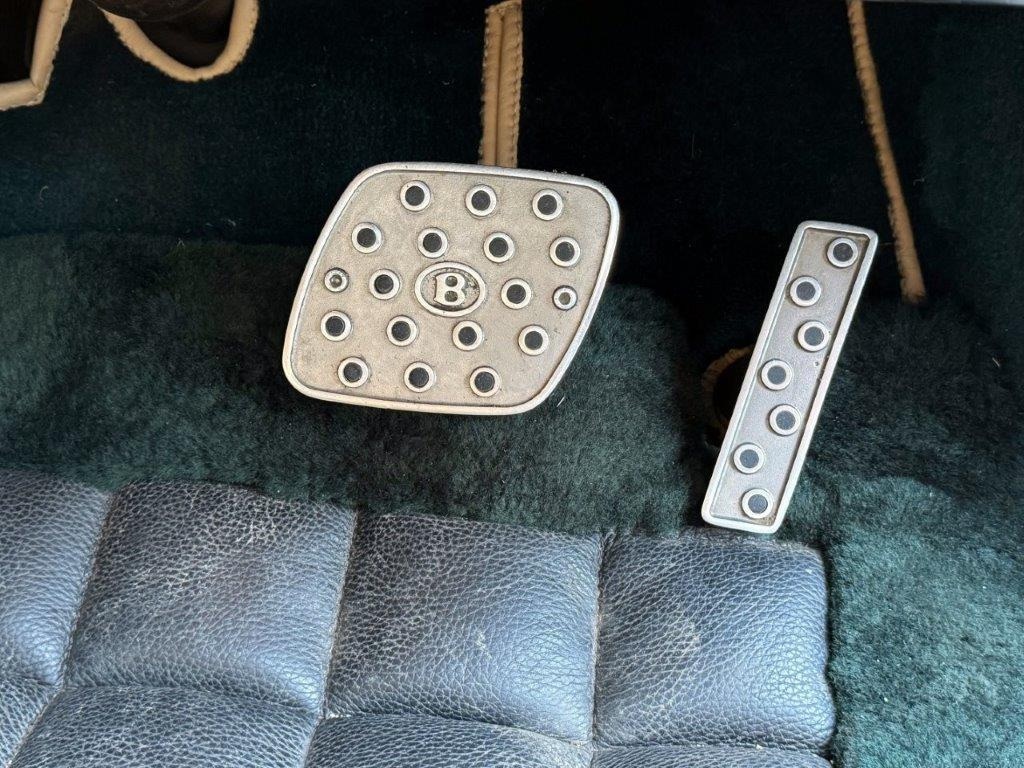 Used Bentley Brooklands 1998 for sale - 76352146: Photo 14