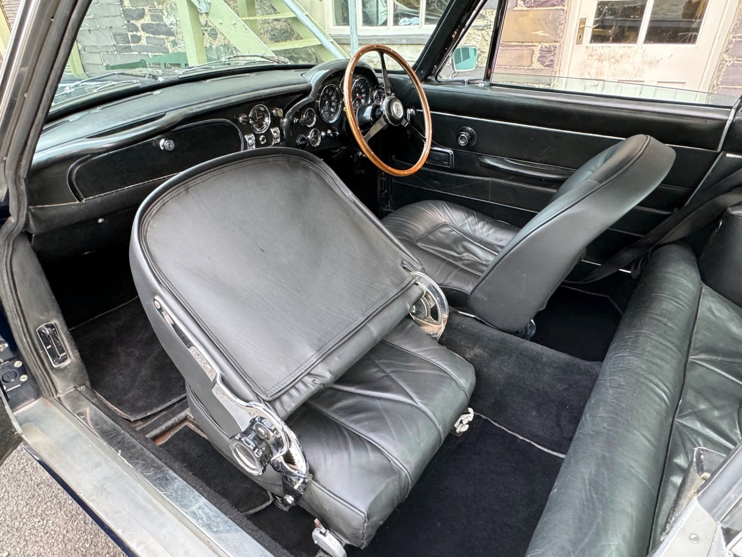 Used Aston Martin DB6 1968 for sale - 76145766: Photo 10