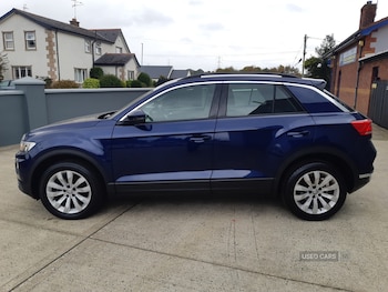 Used Volkswagen T-Roc 2019 for sale - 76315412: Photo