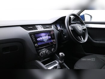 Used Skoda Octavia 2019 for sale - 75372292: Photo