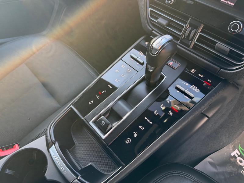 Used Porsche Macan 2022 for sale - 77009862: Photo 17
