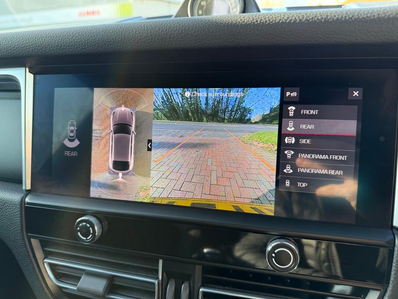 Used Porsche Macan 2022 for sale - 77009862: Photo 19