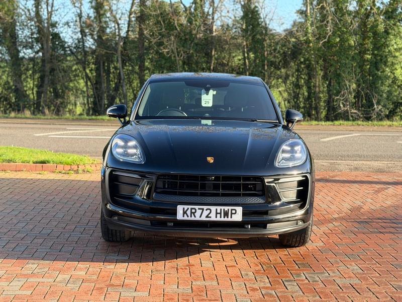 Used Porsche Macan 2022 for sale - 77009862: Photo 2