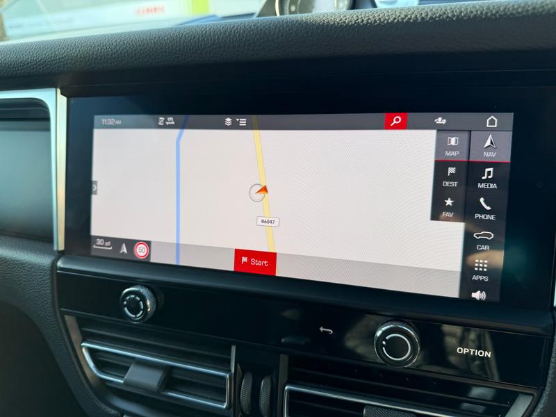 Used Porsche Macan 2022 for sale - 77009862: Photo 22