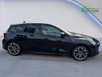 Used Ford Focus 2023 for sale - 77354529: Photo
