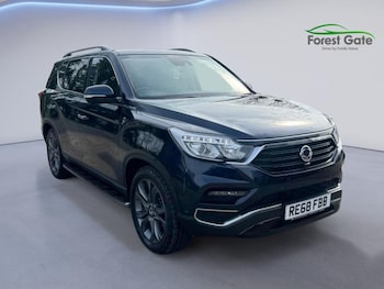 Used Ssangyong Rexton 2018 for sale - 77918739: Photo