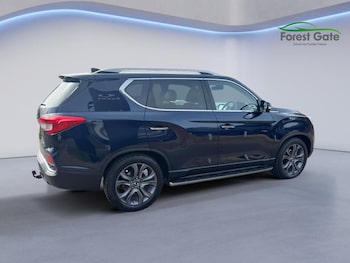 Used Ssangyong Rexton 2018 for sale - 77918739: Photo