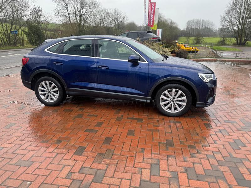 Used Audi Q3 2020 for sale - 77235929: Photo 3