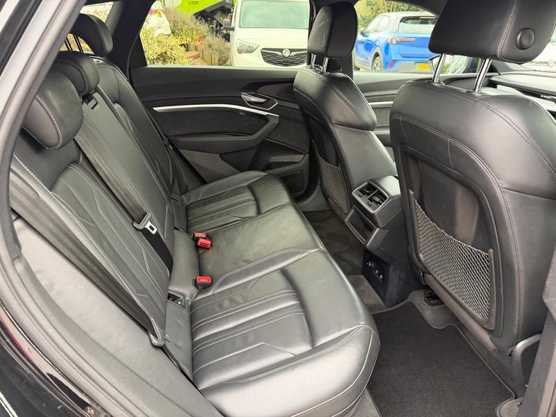 Used Audi e-tron 2021 for sale - 77819679: Photo 12
