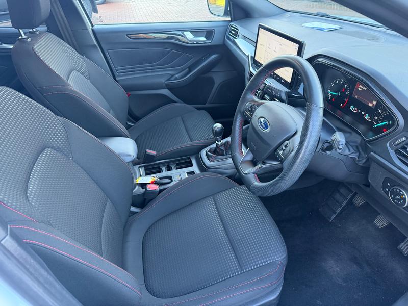 Used Ford Focus 2023 for sale - 77359835: Photo 13