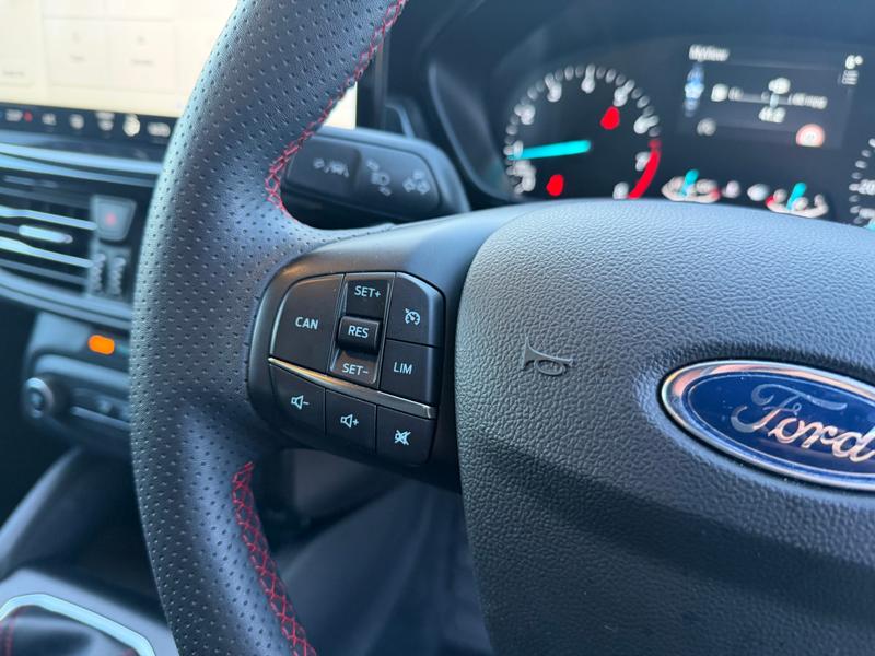 Used Ford Focus 2023 for sale - 77359835: Photo 19