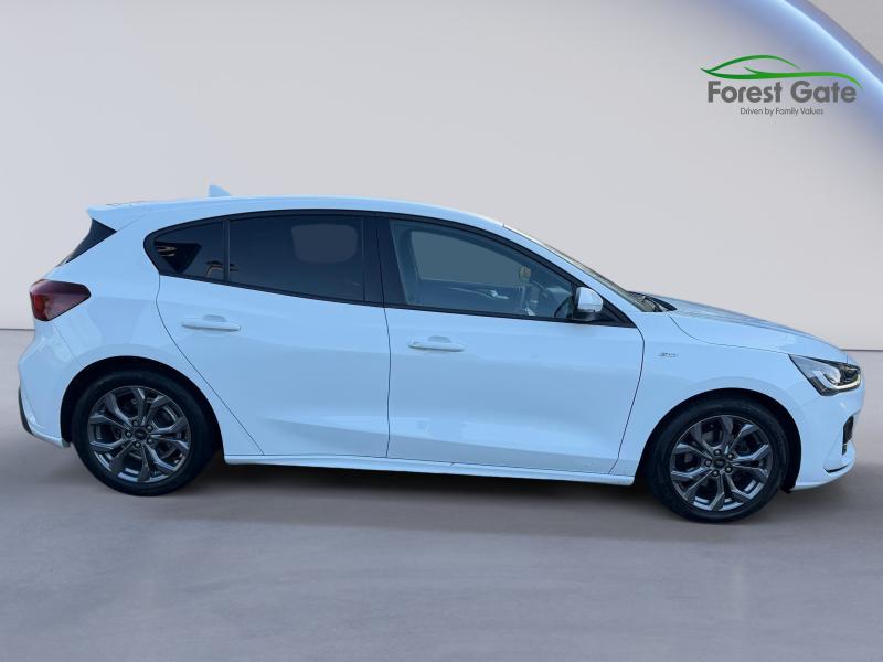 Used Ford Focus 2023 for sale - 77359835: Photo 4