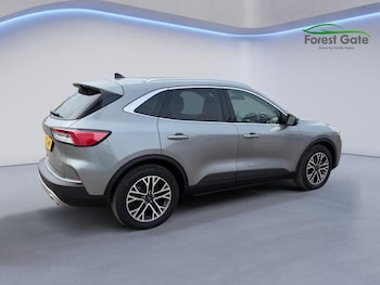 Used Ford Kuga 2022 for sale - 77009797: Photo