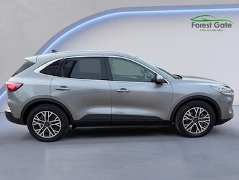 Used Ford Kuga 2022 for sale - 77009797: Photo