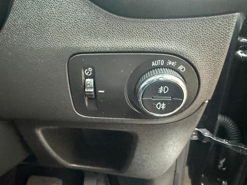 Used Vauxhall Crossland 2022 for sale - 77220437: Photo 16