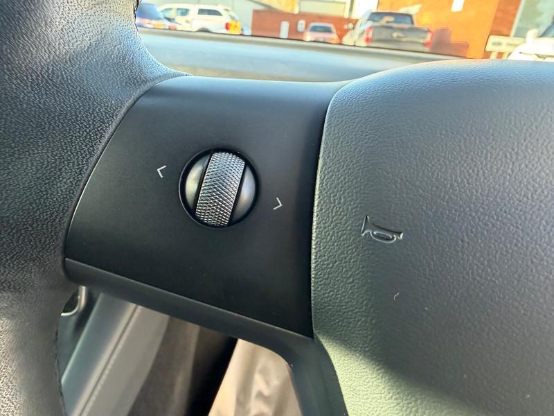 Used Tesla Model 3 2021 for sale - 77009868: Photo 21