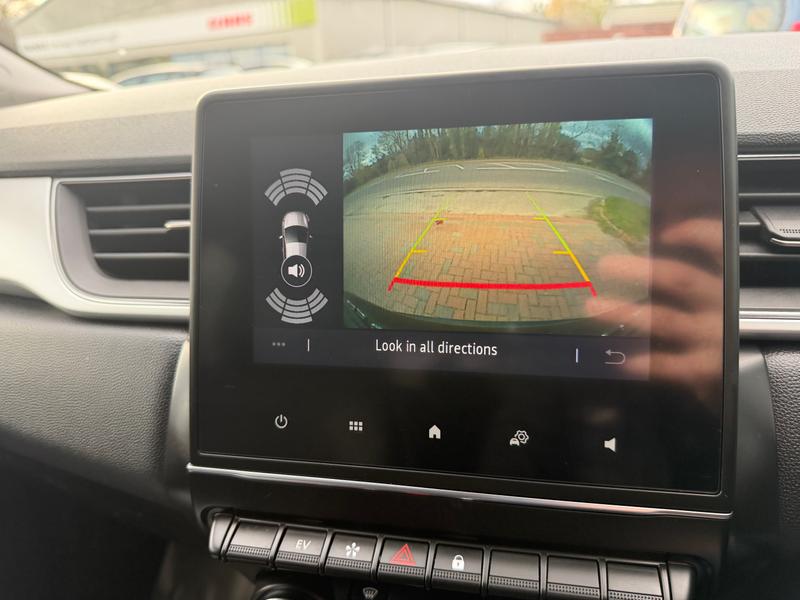 Used Renault Captur 2023 for sale - 77009857: Photo 18