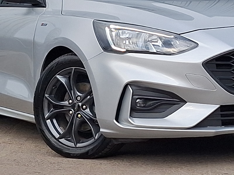 Used Ford Focus 2019 for sale - 77467048: Photo 9