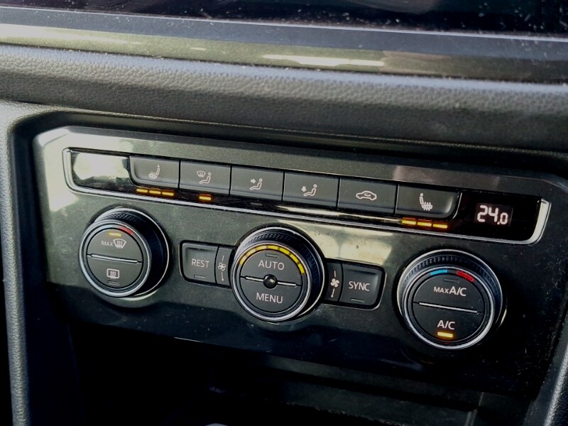 Used Volkswagen Tiguan 2018 for sale - 77568975: Photo 11