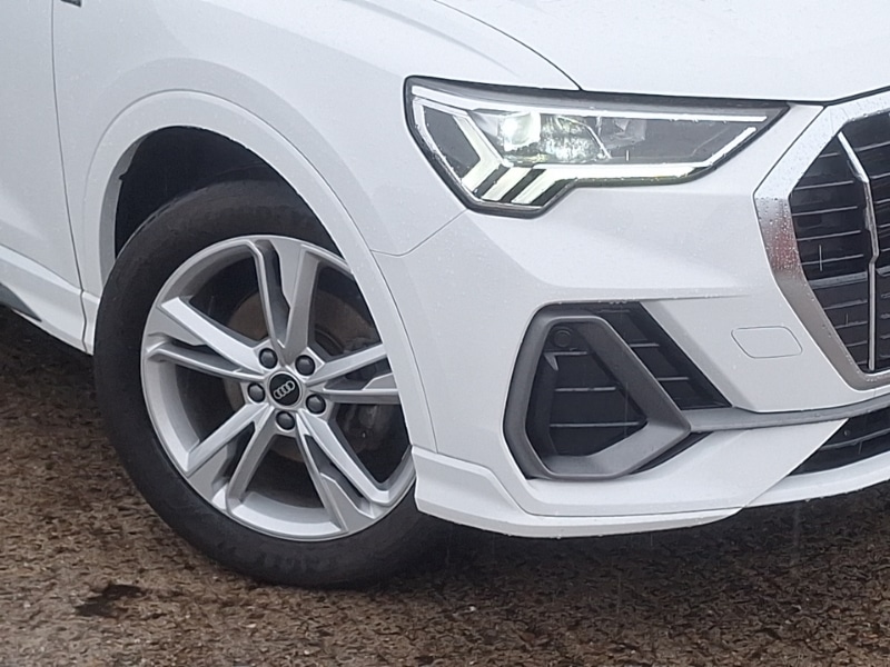 Used Audi Q3 2023 for sale - 76879820: Photo 9