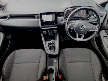 Used Renault Clio 2020 for sale - 79253437: Photo