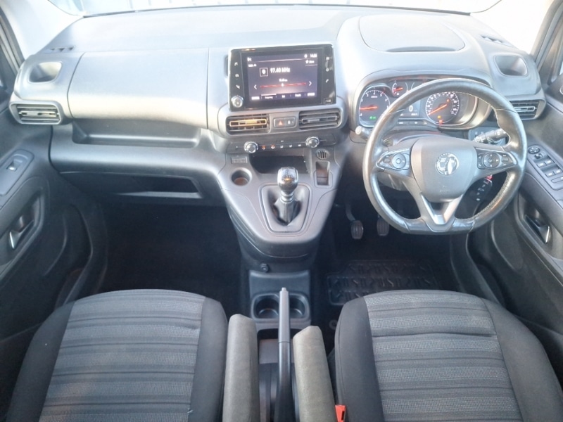 Used Vauxhall Combo Life 2022 for sale - 76964236: Photo 2