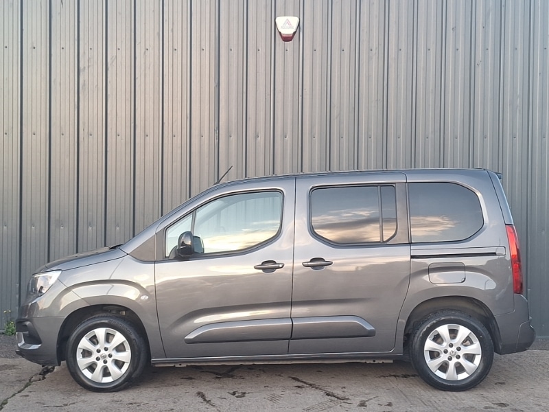 Used Vauxhall Combo Life 2022 for sale - 76964236: Photo 4