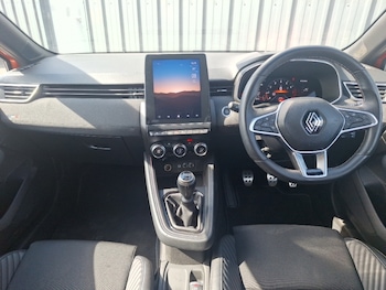 Used Renault Clio 2024 for sale - 78916782: Photo