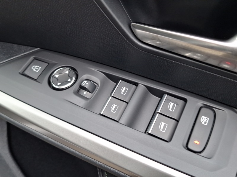 Used Peugeot 3008 2025 for sale - 76188212: Photo 12