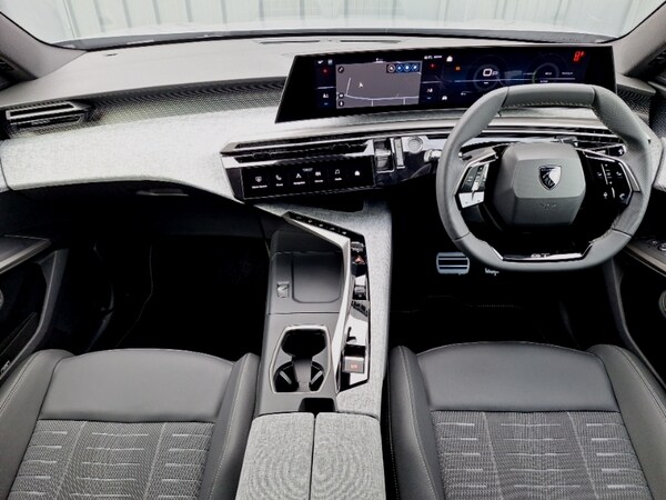 Used Peugeot 3008 2025 for sale - 76188212: Photo 2