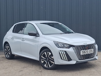 Peugeot - 208