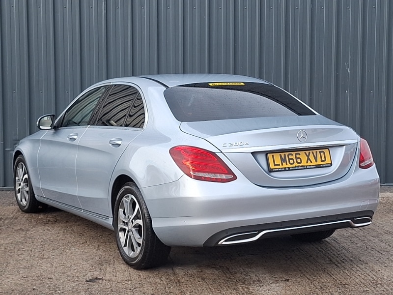 Used Mercedes-Benz C Class 2016 for sale - 76431703: Photo 3