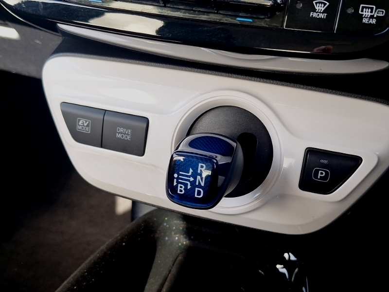 Used Toyota Prius 2018 for sale - 78041129: Photo 10