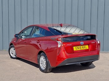 Used Toyota Prius 2018 for sale - 78041129: Photo