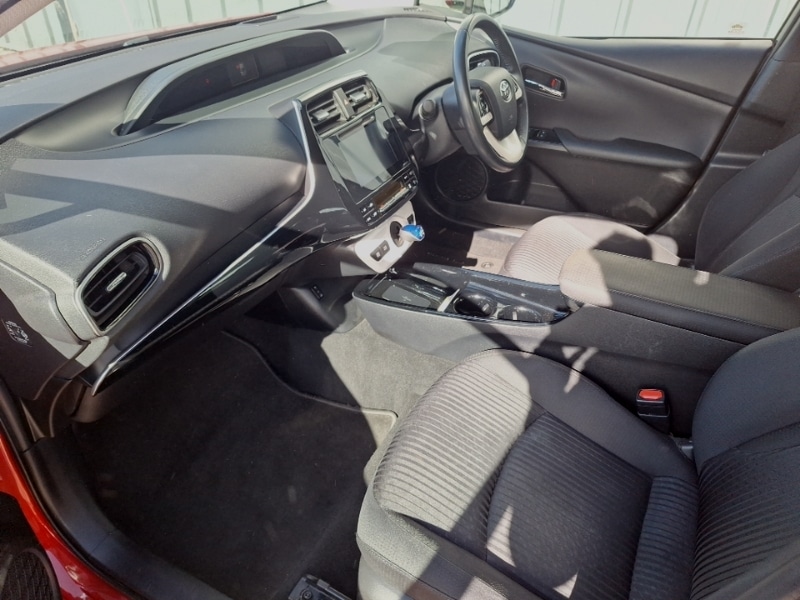 Used Toyota Prius 2018 for sale - 78041129: Photo 5