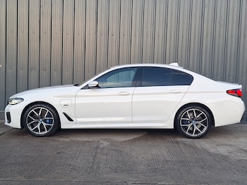 Used BMW 5 Series 2022 for sale - 77433556: Photo