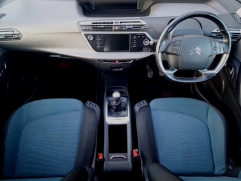 Used Citroen C4 Picasso 2016 for sale - 76925264: Photo